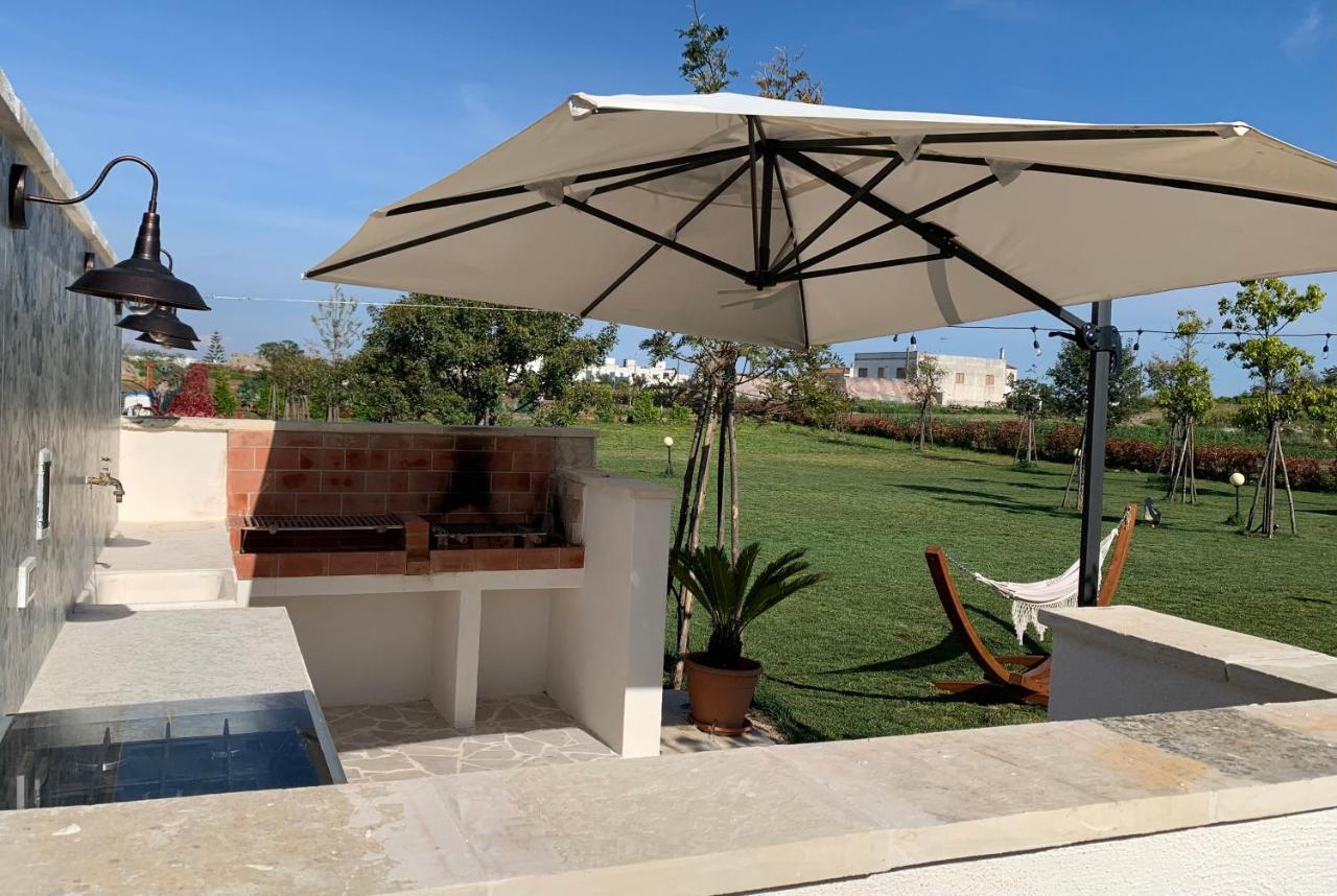 Masseria Capece Bed & Breakfast Uggiano La Chiesa Bagian luar foto
